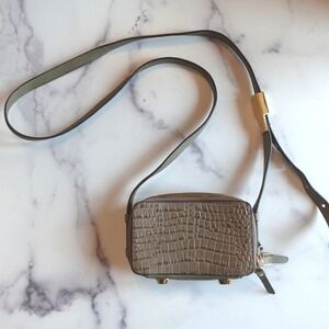 G.I.L.I. Genuine Leather Crocodile Embossed Crossbody Wallet Micro Mini Bag Gray